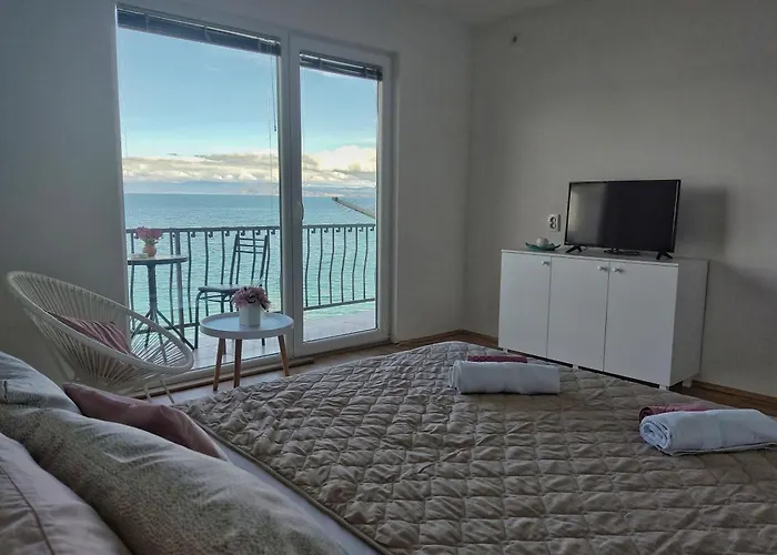 Apartment Polkaposki Trpejca